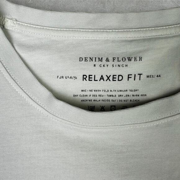 Long Days Denim & Flower Graphic T-Shirt XL - Picture 5 of 5